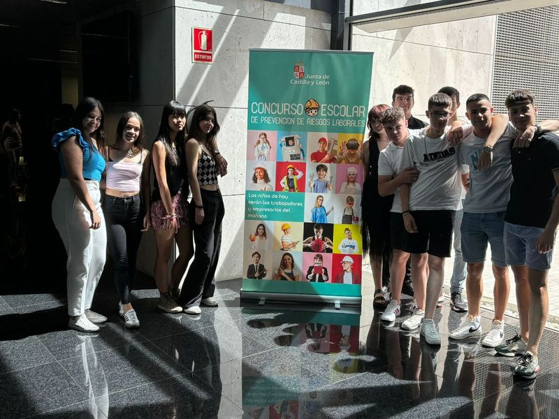 El colegio Antonio Machado recoge el premio a la mejor iniciativa en prevención de riesgos laborales