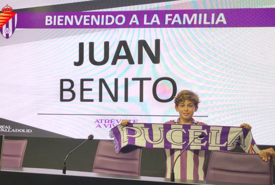 El Real Valladolid da la bienvenida oficial a Juan Benito antes de participar en la Panda Cup