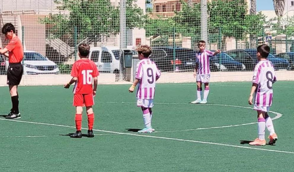 Juan Benito juega y marca con el Real Valladolid en la Panda International Cup