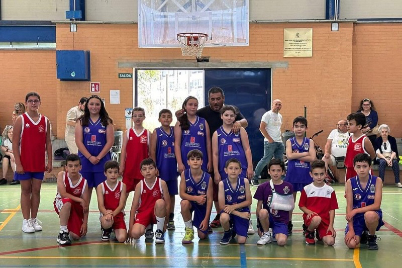 La escuela municipal de baloncesto finaliza el curso con partidos frente al Entrevillas