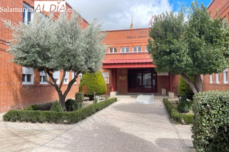 Conceden al IES German Sánchez Ruipérez y el CEO Miguel Delibes de Macotera el nivel de excelencia en la certificación ‘Codice TIC’