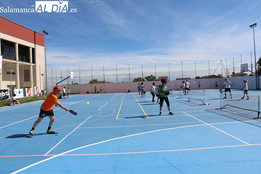 El I Torneo de Pickleball Arribes del Duero llena los negocios turísticos de Aldeadávila