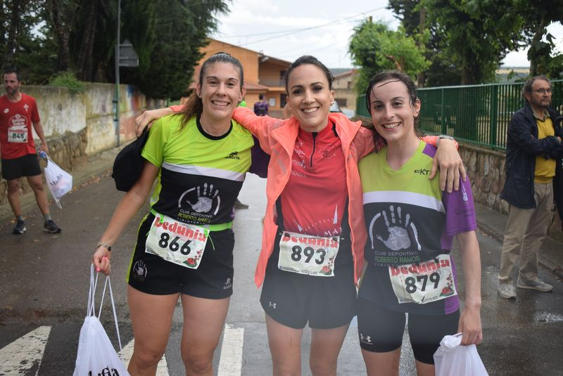 Alberto Bueno y Sandra Santamaría ganan la carrera de los 10.000 de Florida