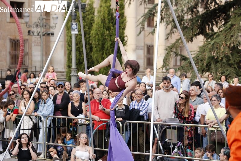 Meraki Circo Teatro remueve conciencias en Salamanca con Almas de cristal 