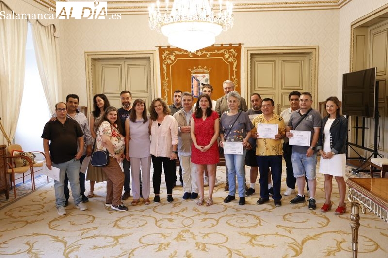 Día feliz para 43 salmantinos que están más cerca de un empleo tras concluir cursos formativos