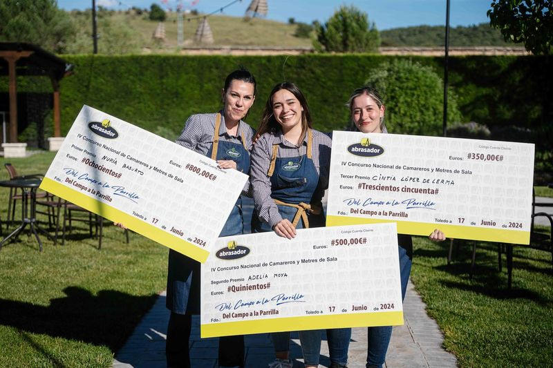 Una salmantina, subcampeona del IV Concurso Nacional de Camareros y Metres
