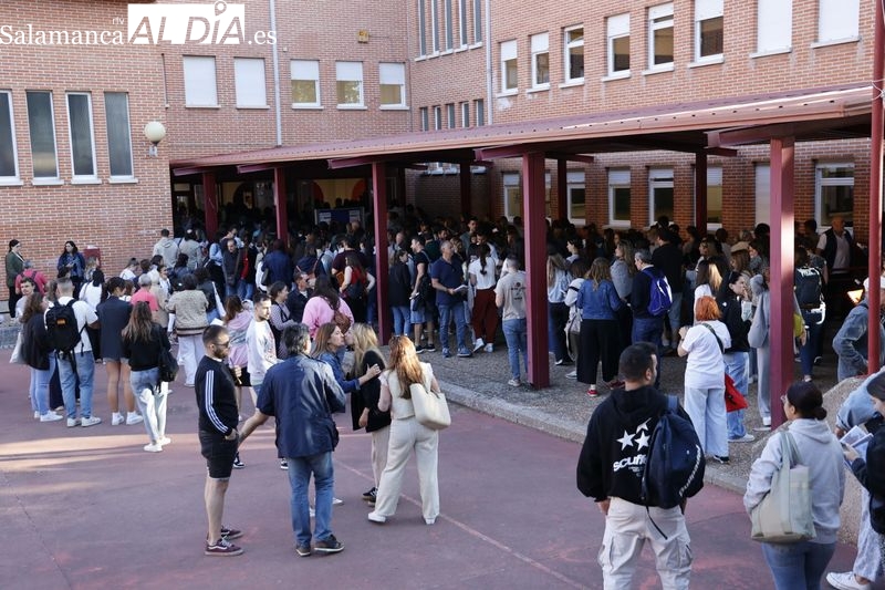 Miles de maestros se examinan en Salamanca para lograr una plaza en Educación Infantil