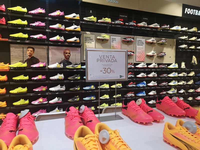 El Corte Inglés estrena las Ventas Privadas con descuentos en más de 1.000 marcas 