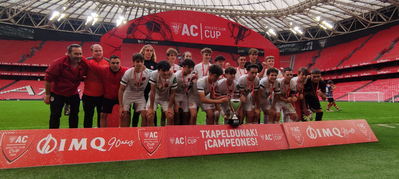 El Santa Marta, campeón de la AC Cup en San Mamés