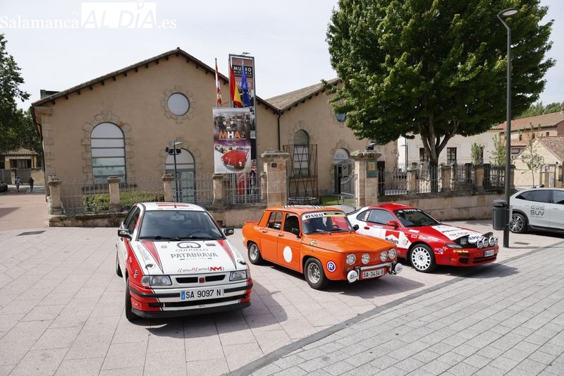 Un total de 75 vehículos históricos participan en el XI Rally Entresierras - Guijuelo
