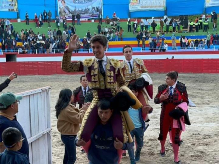 El Capea triunfa en Perú