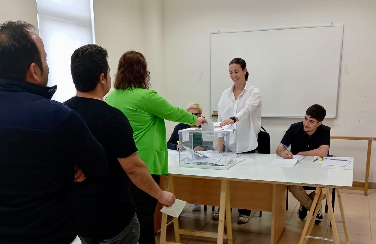 Tranquilidad y trasiego de votantes en las urnas de Las Villas en estas elecciones europeas