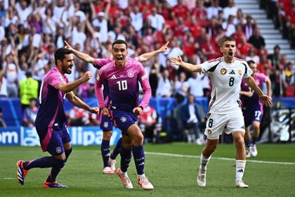 Alemania mantiene la fórmula del éxito en su Eurocopa y se mete en octavos ante Hungría (2-0)