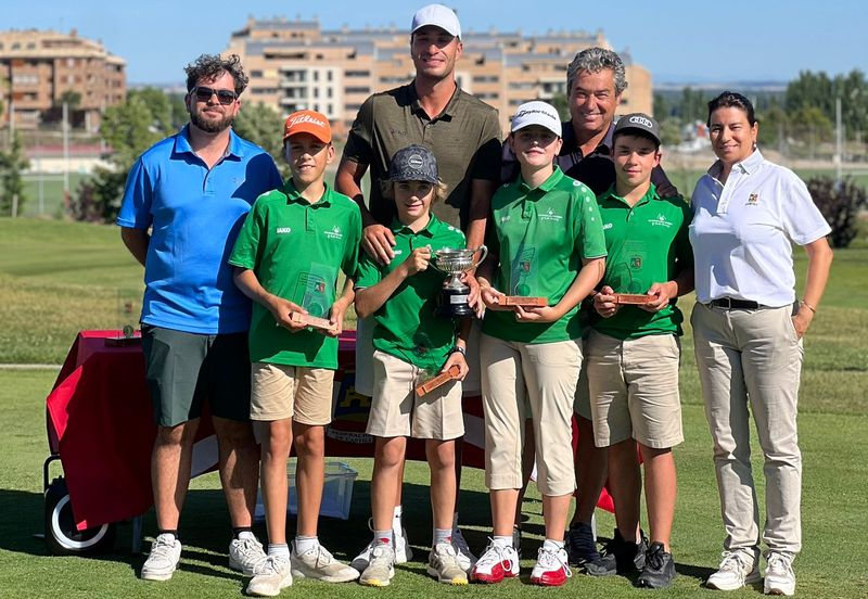 Salamanca Golf Academy gana el Torneo Interclubes Infantil de Castilla y León