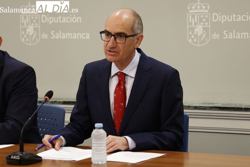 Las ideas sobre la autonomía leonesa son fuegos de artificio, según Javier Iglesias