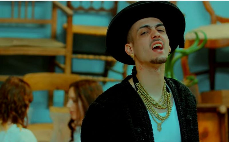 Lemus, el músico salmantino que sorprende con un moderno videoclip de estética charra