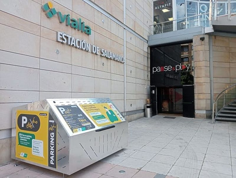Nuevo aparcamiento seguro en Salamanca para bicicletas y patinetes