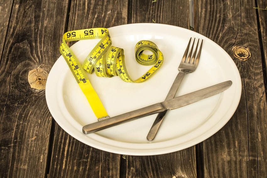¿Cuáles son los síntomas de la anorexia y cómo tratarla?