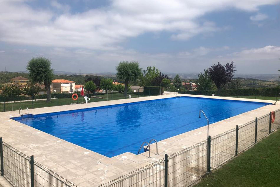 El Ayuntamiento de Masueco busca personas interesadas en gestionar el bar de las piscinas