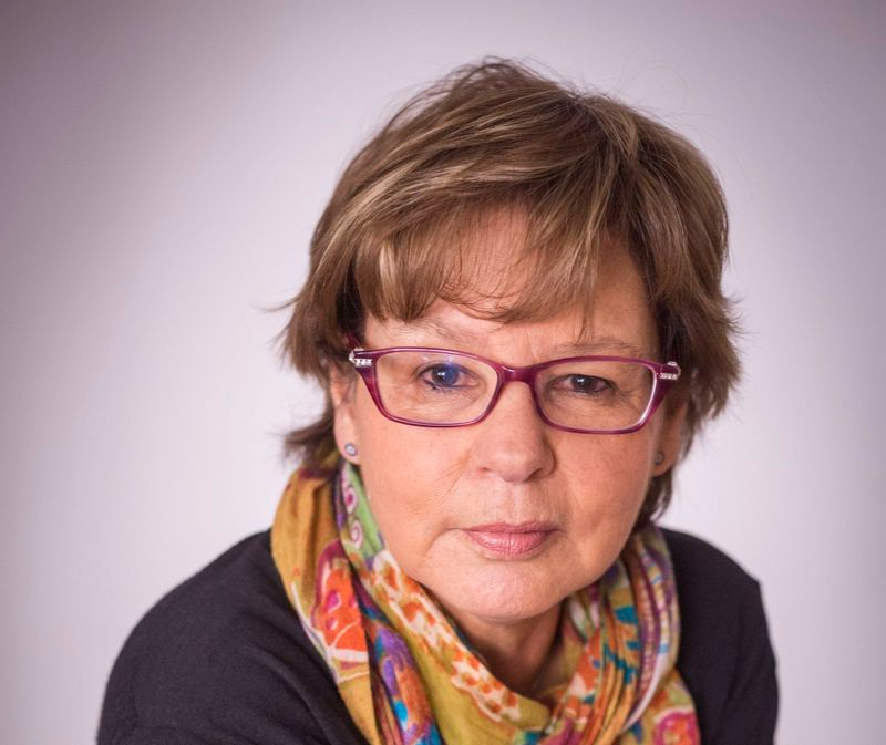 La escritora colombiana Piedad Bonett gana el Premio Reina Sofía de Poesía Iberoamericana