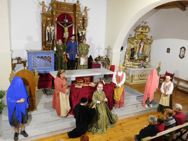 La Tala disfruta de la representación de ‘Buscando a Nebrija’ 