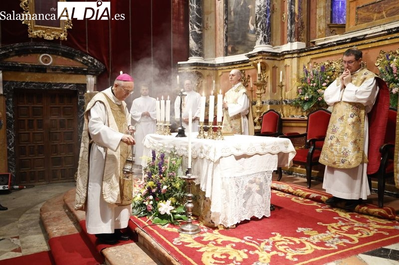 La Fiesta Sacramental del domingo infraoctava del Corpus Christi reúne a un gran número de fieles 