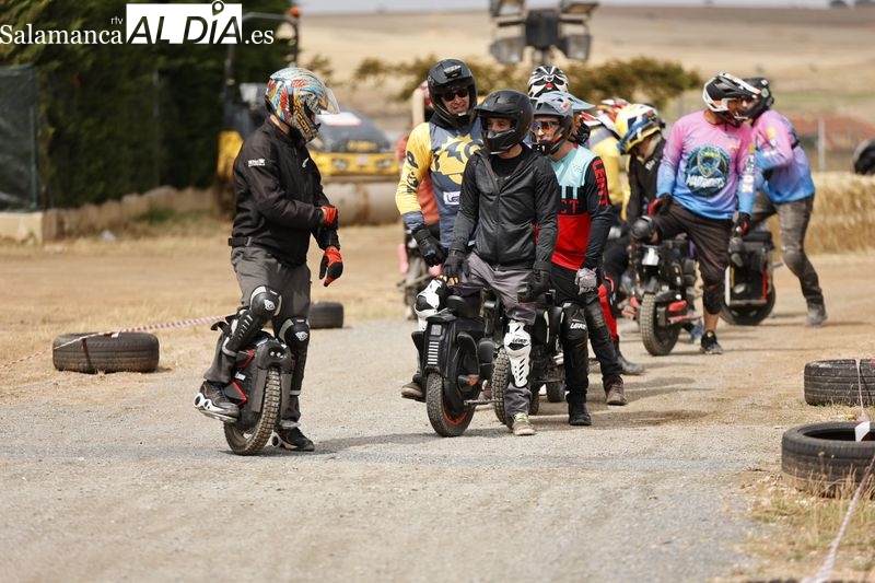 Así ha sido la mañana en la II Copa Off Road de patinetes eléctricos y monociclos