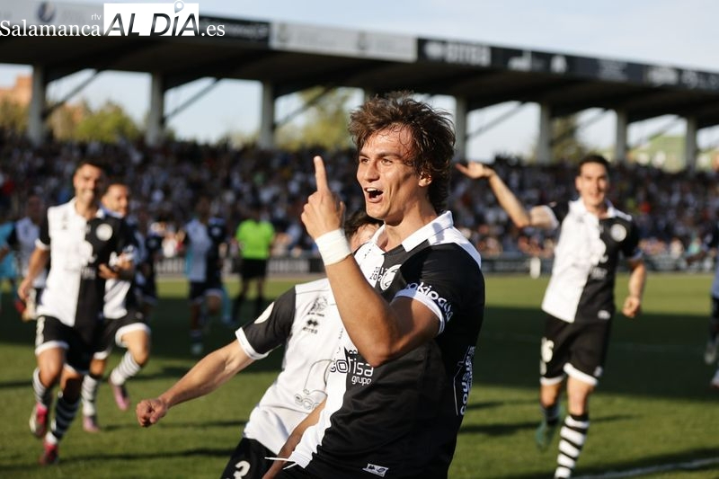 Slavy aprovecha el trampolín de Unionistas y ficha por un candidato al ascenso a Primera