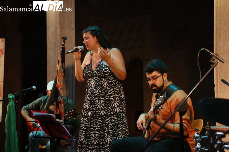 Machay hace las delicias del público salmantino en la Casa de las Conchas