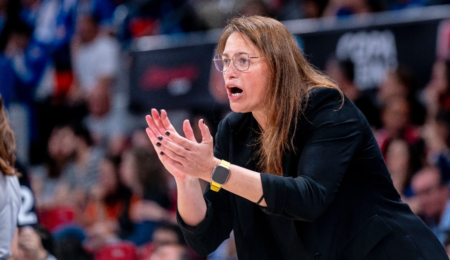 Ya es oficial, Anna Montañana, entrenadora de Perfumerías Avenida para dos temporadas