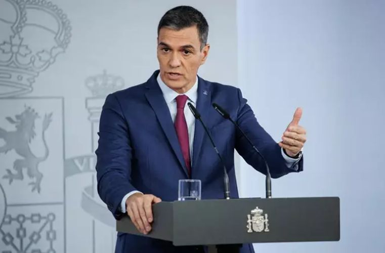  Sánchez, citado aa declarar como testigo en la investigación contra su esposa