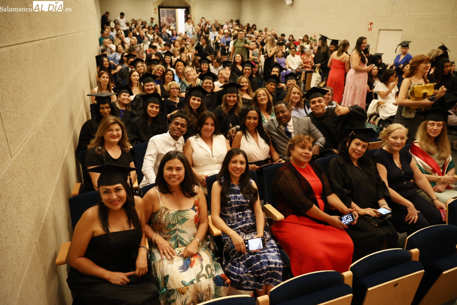 130 profesores de español se gradúan en los másteres internacionales UPSA-FIDESCU