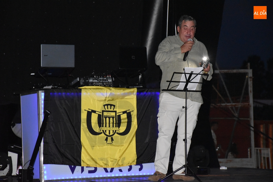 Juanjo ‘Carruelas’ abre las fiestas del Barrio Nuevo evocando cuando esto parecía la ‘Gran Manzana’