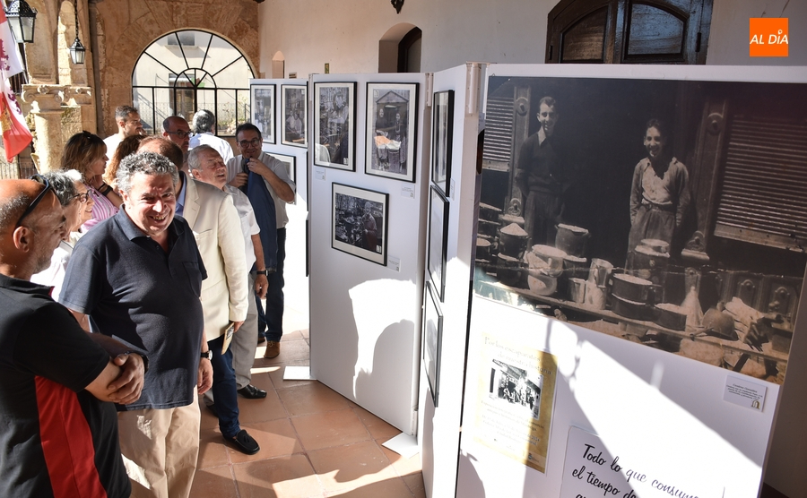 El comercio mirobrigense de décadas atrás revive en una exposición fotográfica llena de historia