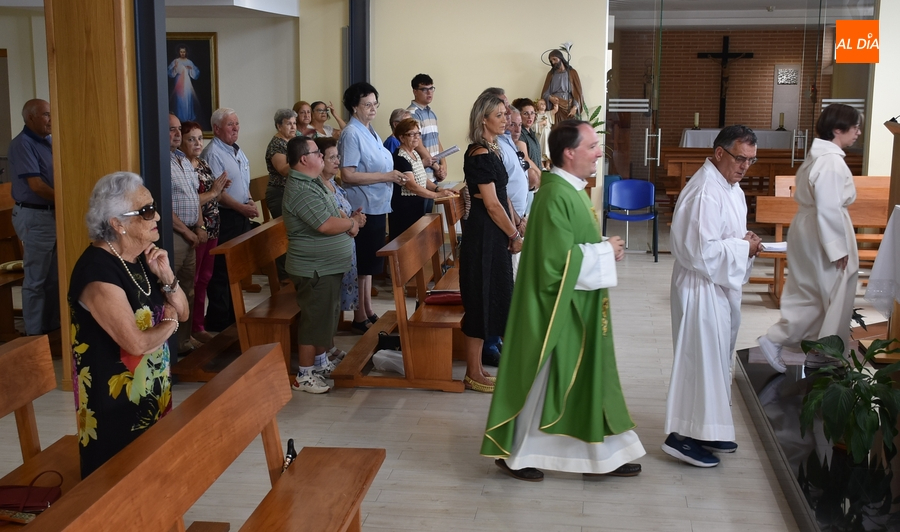 El Salvador dedica su misa dominical a la AVV de Santa Ana
