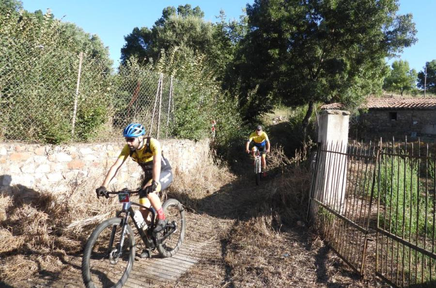 Retortillo retoma su Ruta del Yeltes con victorias de Jakub Stanislaw e Isabel Aguadero
