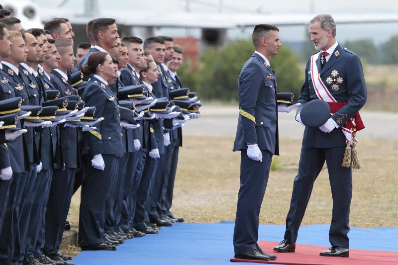 Felipe VI, en Castilla y León, para felicitar a 338 nuevos suboficiales