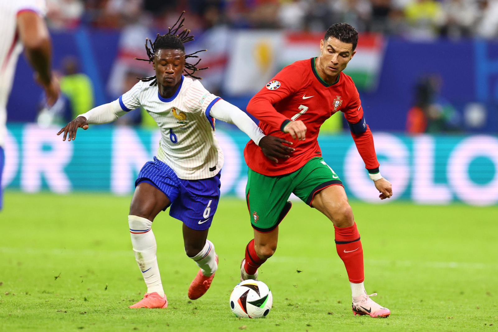 Los penaltis sonríen a Francia para que se cite en semis con España... y dejan a la Portugal de Cristiano fuera de la EURO (0-0/3-5)