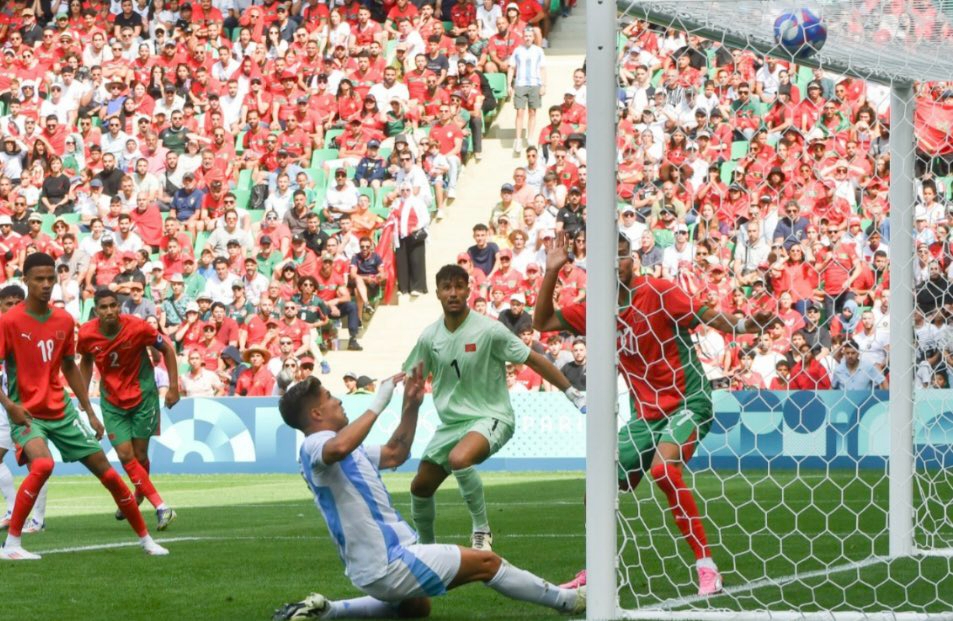 Escándalo en los Juegos Olímpicos: el VAR anula un gol a Argentina contra Marruecos... ¡¡dos horas después de acabar el partido!! (1-2)