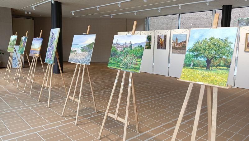 La mirada del pintor Juanto sobre los rincones de Salamanca, en una exposición en el Centro Cultural de Carbajosa