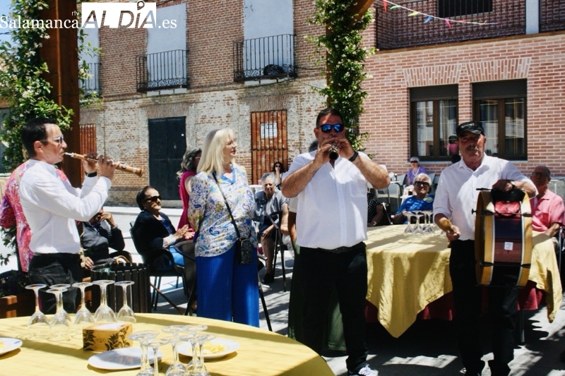 Mancera de Abajo arranca sus fiestas en honor a la patrona, la virgen del Rosario, apostando por la unión vecinal frente a la despoblación