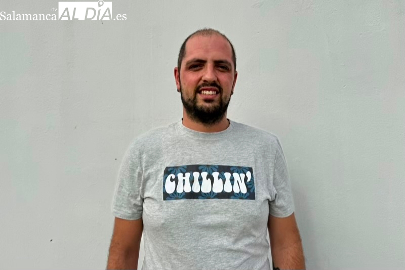 Las fiestas están pensadas para que disfruten todos los públicos y edades. Invito a todo el mundo a que venga y las viva como un vecino más