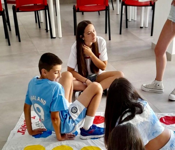 Cruz Roja organiza unos campamentos de verano infantiles en Peñaranda, uniendo conciliación familiar y ocio