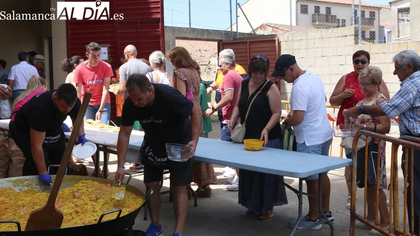 La Cofradía San Nicolás organiza una nueva paella a beneficio de la Banda de Cornetas y Tambores