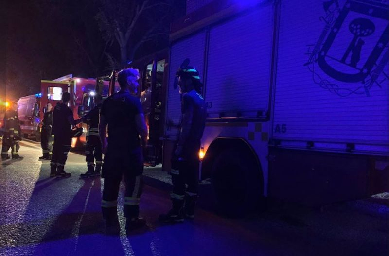 Dos muertos y nueve heridos por el incendio de una vivienda en Madrid