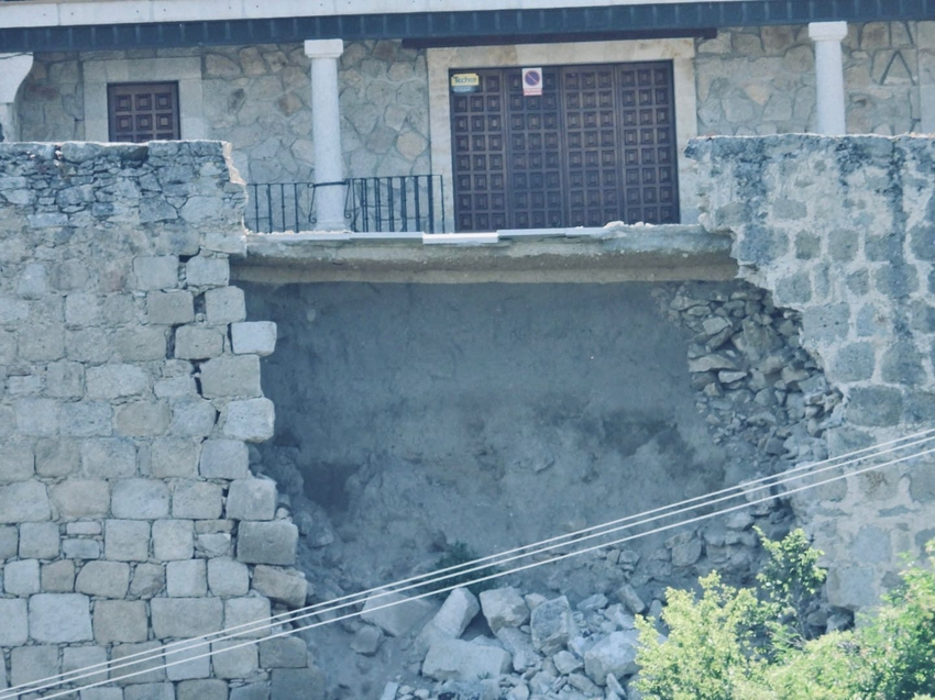 El PSOE lleva a Las Cortes la triste situación de la muralla de Ledesma