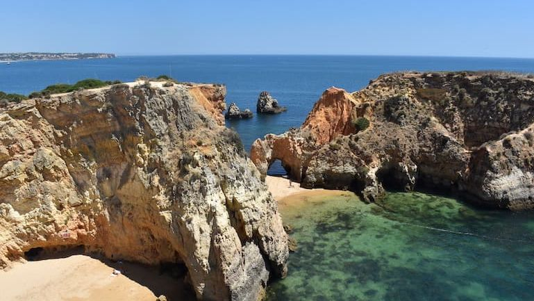 Hay tres portuguesas en la lista de mejores playas secretas de Europa