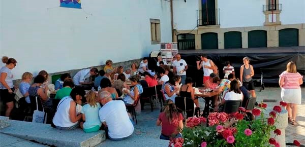 Cabrillas acogerá uno de los talleres de bordado ‘Al fresco’ en la Diputación