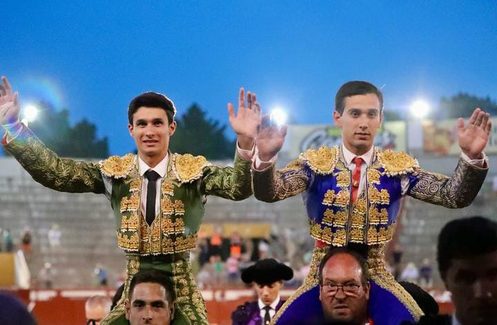 Diosleguarde e Ismael Martín, Puerta Grande en Arévalo