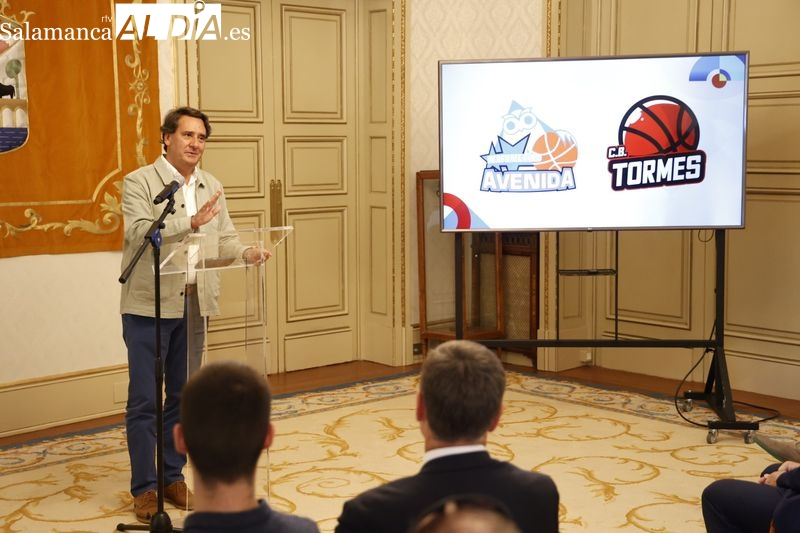 El equipo masculino de Salamanca en Tercera FEB se llamará Perfumerías Avenida-Xoborg